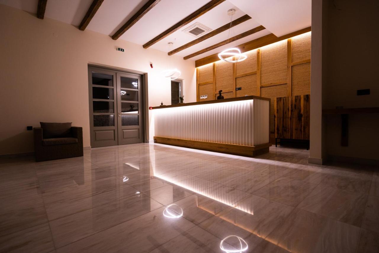 Kouros Blanc Resort & Suites Pounda Exterior photo